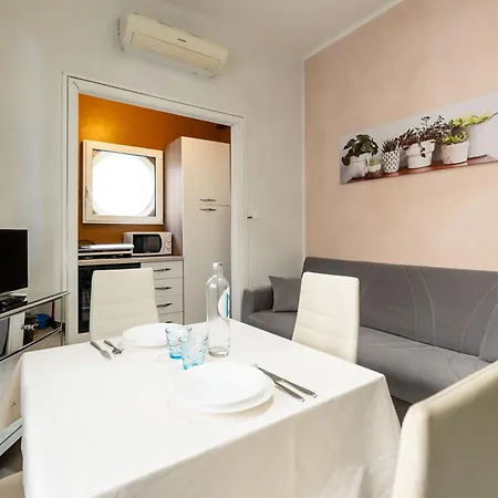 Apartamento Hostdomus - Airone Alassio