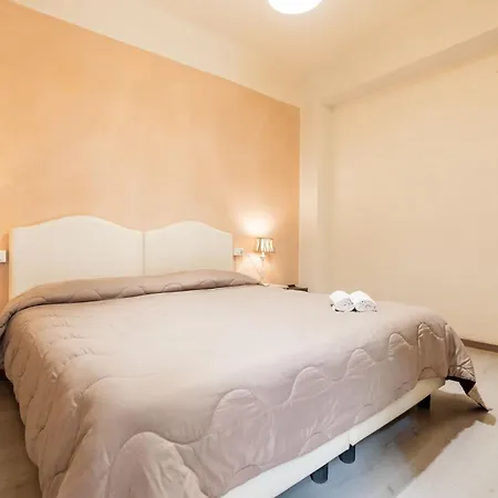 Hostdomus - Airone Alassio